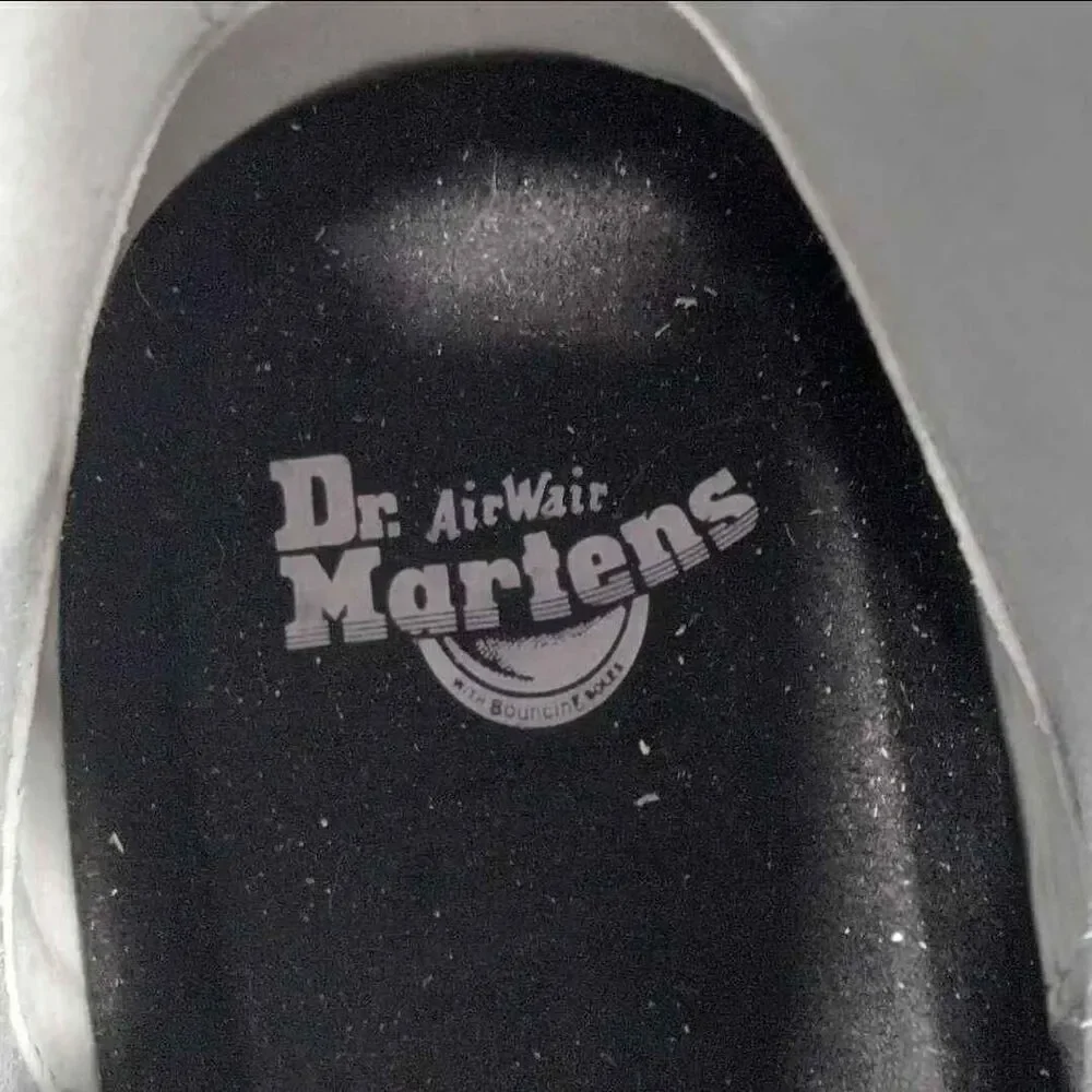 Like NEW Dr. Martens Air Wair White Ankle Combat Boots Unisex Size M6 or W7